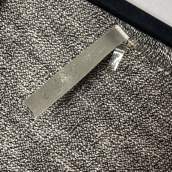 GREY WRAP SWEATER (M) - Picture 5 of 7